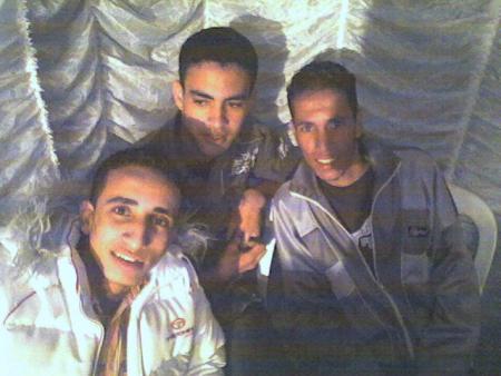 Amed et 3aziz et son ami